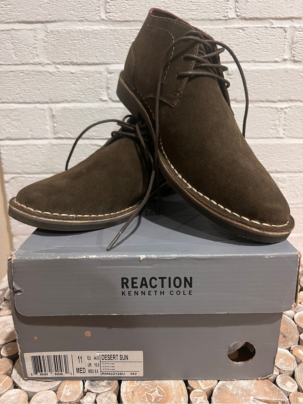 Kenneth Cole Reaction Olive Brown Suede Chukka Boots Men’s Size 11